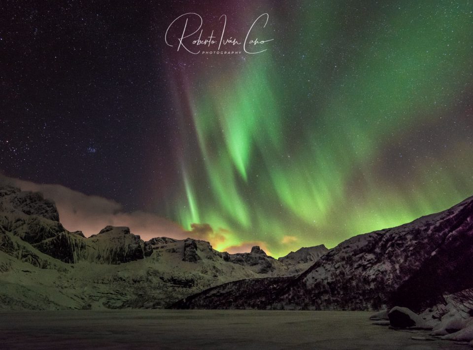 Aurora Boreal en Nusfjord, Lofoten